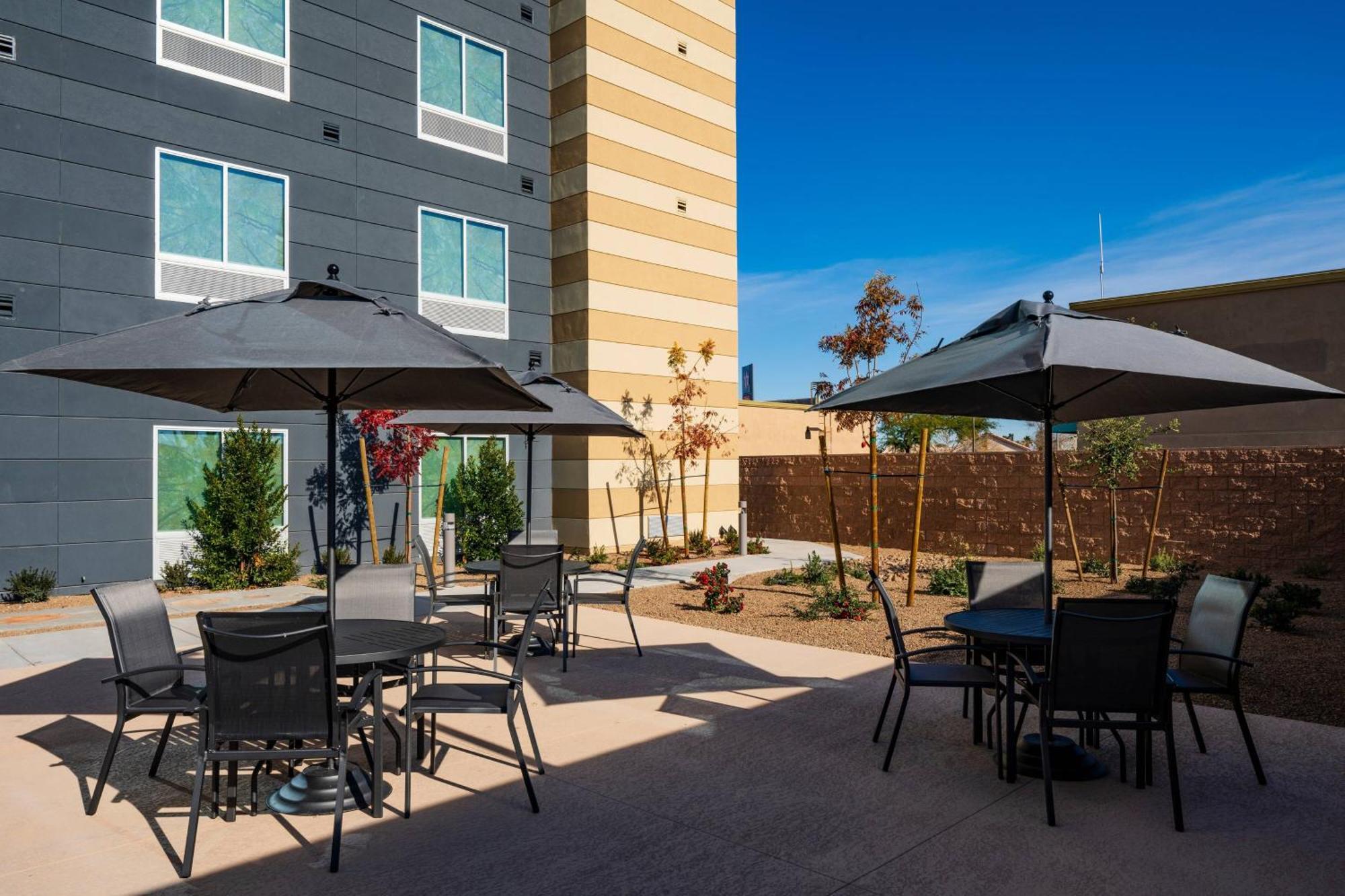 Fairfield Inn & Suites Las Vegas Northwest Extérieur photo